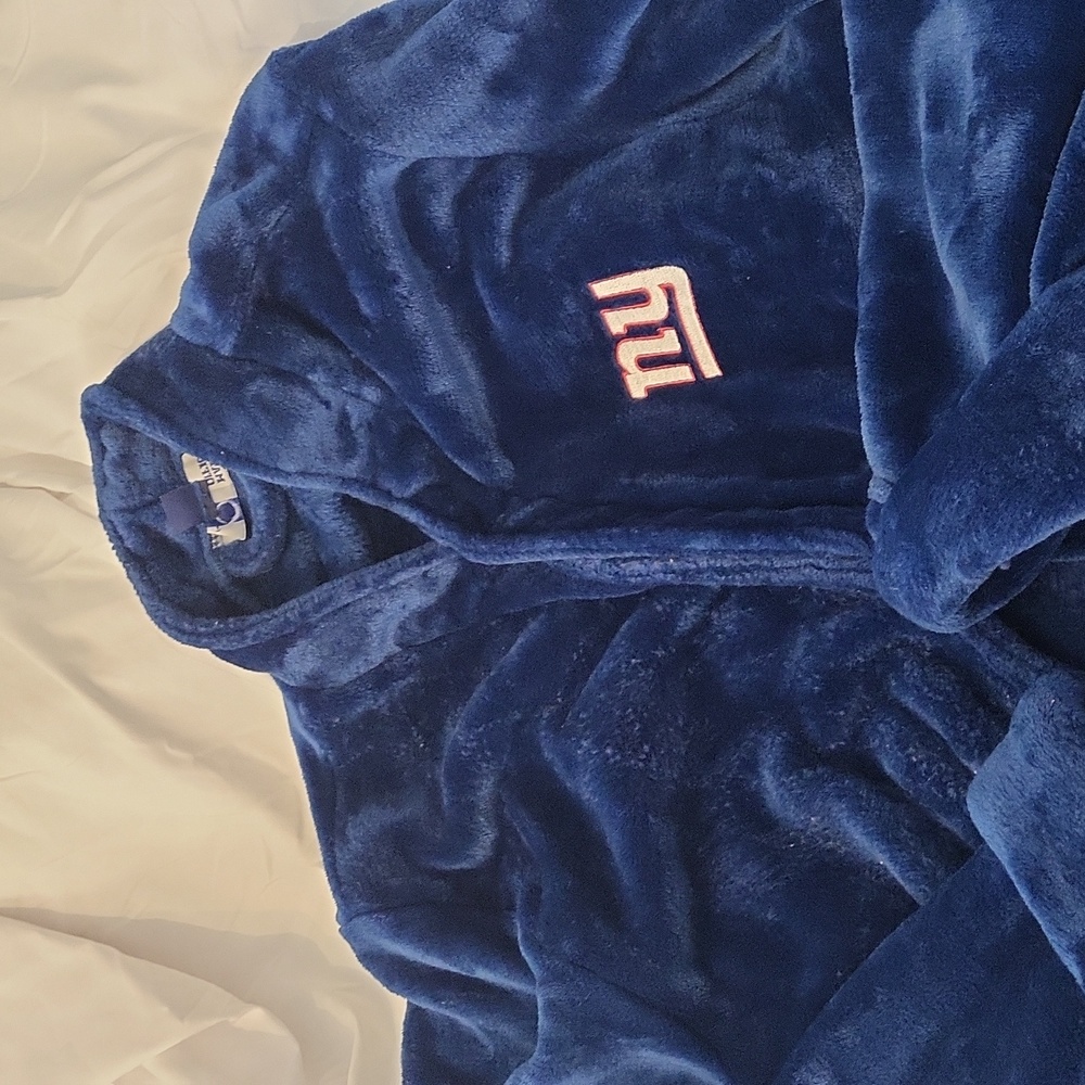 Mens Plush Robe - Picture 2 of 5